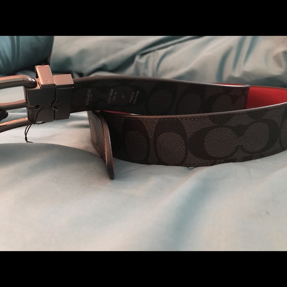 Brand new Men’s Coach belt - Picture 4 of 5